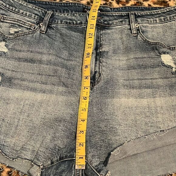 Fashion Nova Blue Ripped Boho Distressed City Queen High Waist Flip Denim Shorts - Picture 9 of 16